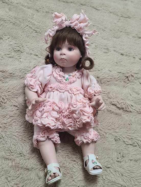 Marie Osmond Other - Marie Osmond, Small Talk, Limited Edition Ruffled Pink Outfit